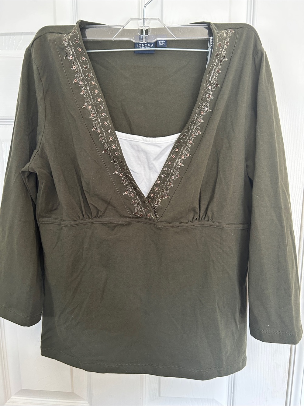 Sonoma Olive Deep V-Neck Embroidered 3/4 Sleeve Top